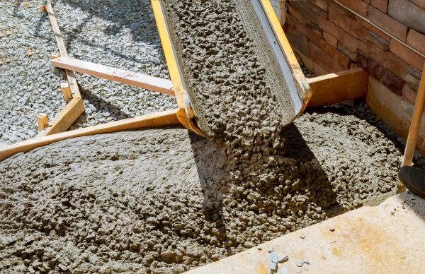 Cement Walkway Pouring in Richardson